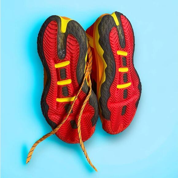 Adidas x Disney Mr. Incredible NWT Dame 8 Red Yellow Basketball Sneakers 5Y - Picture 7 of 15